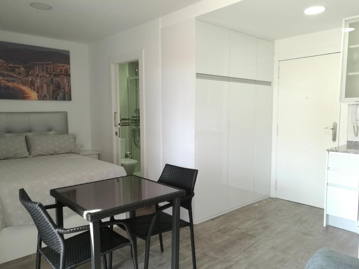 Estudio-Atico En Casco Antiguo เบนิดอร์ม ภายนอก รูปภาพ